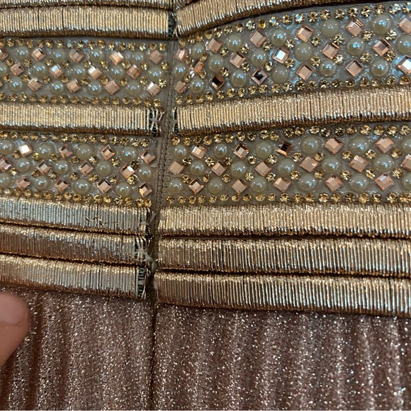 Mac Duggal | Shimmering Metallic Pleated Ballgown In Rose Gold Size 4 NEW #30700 - Picture 6 of 16